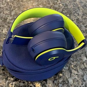 Beats solo 3 wireless- pop collection